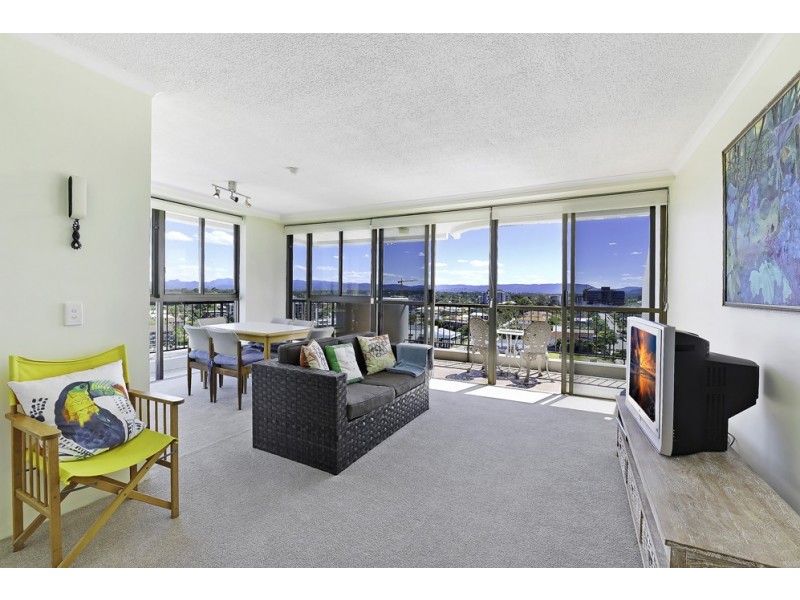 14C/10 ‘Huntington’ Marine Parade, Southport QLD 4215