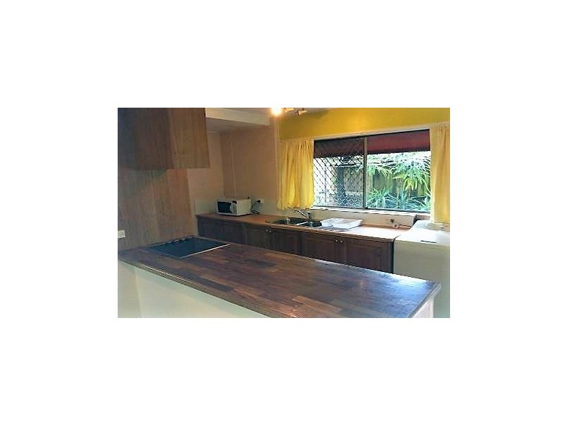 Chevron Island QLD 4217