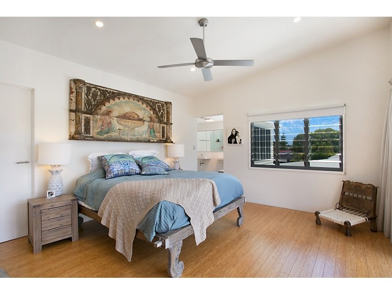 50 Brindisi Avenue, Isle Of Capri QLD 4217