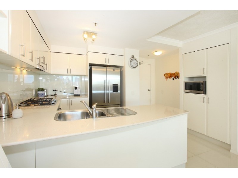 43/2894 ‘The Pinnacle’ Gold Coast Highway, Surfers Paradise QLD 4217