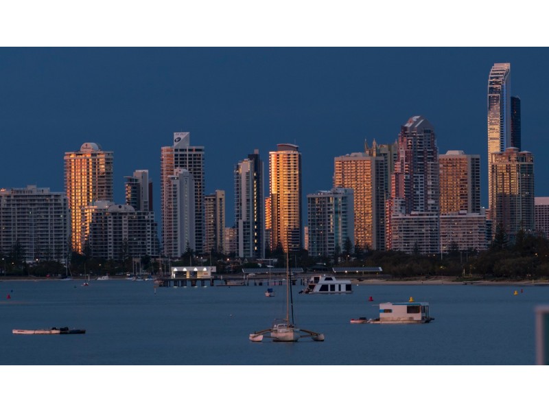 203/300 ‘Aqua’ Marine Parade, Labrador QLD 4215