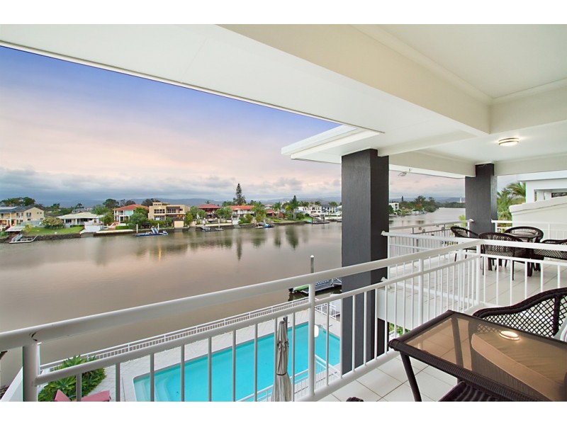 34 Cabana Boulevard, Benowa Waters QLD 4217