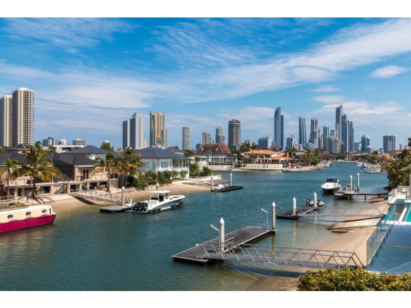 Paradise Waters QLD 4217