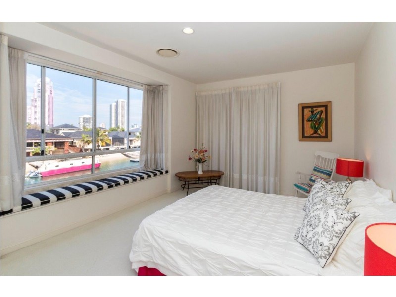 Paradise Waters QLD 4217