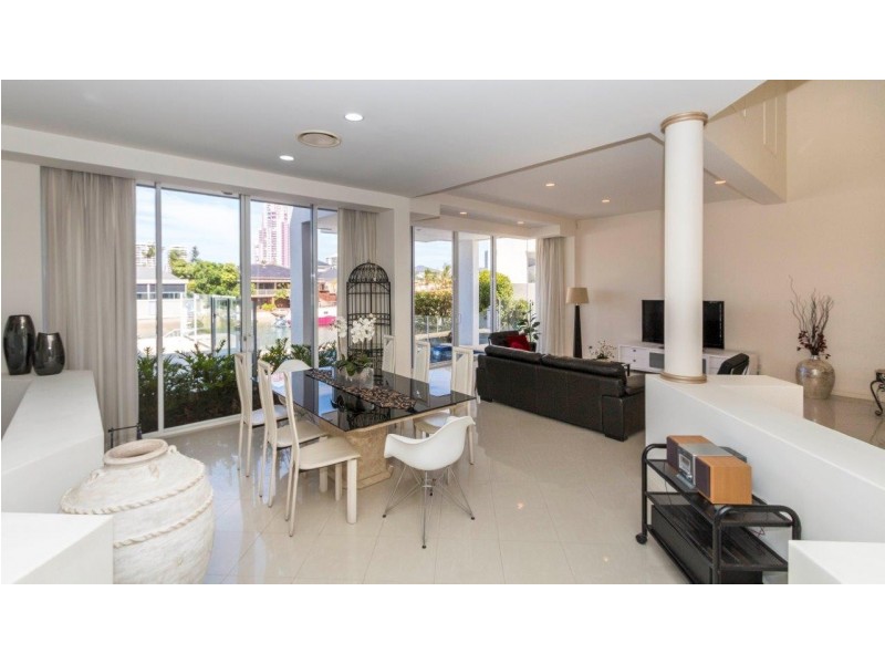 Paradise Waters QLD 4217