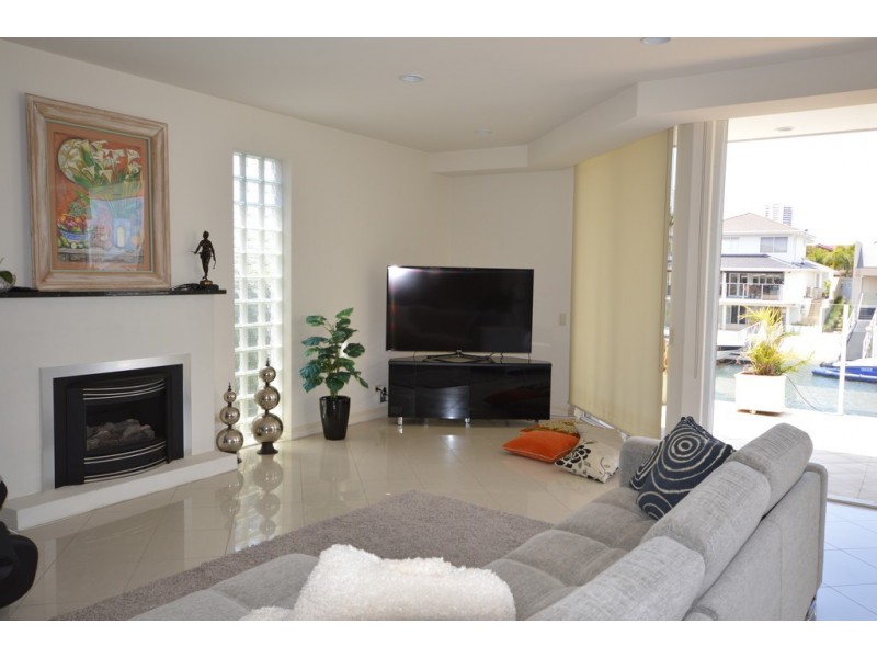 Paradise Waters QLD 4217