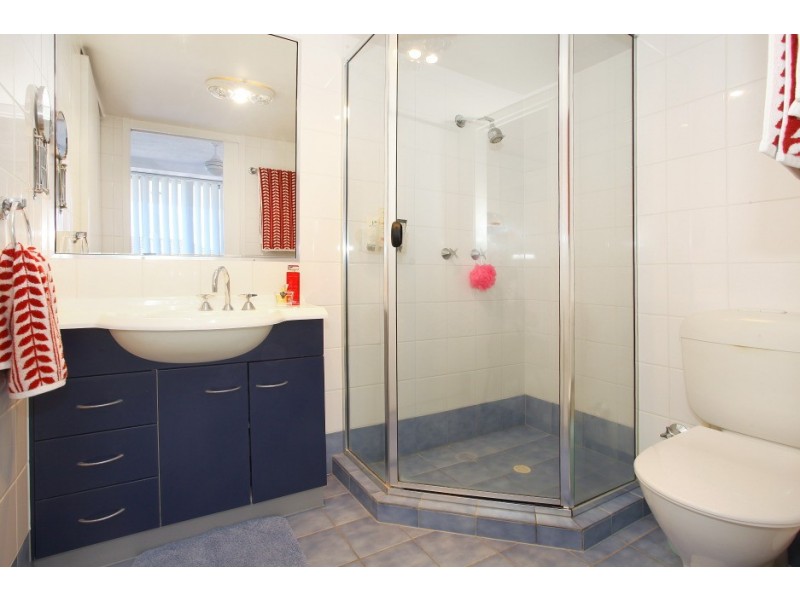 13/414 Marine Parade, Biggera Waters QLD 4216