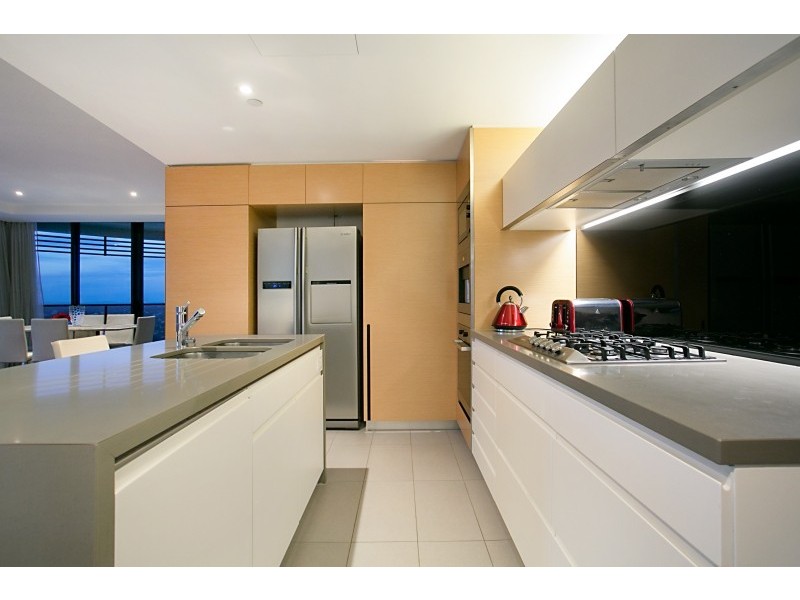3801/1 Oracle Beach Tower, Oracle Blvd, Broadbeach QLD 4218
