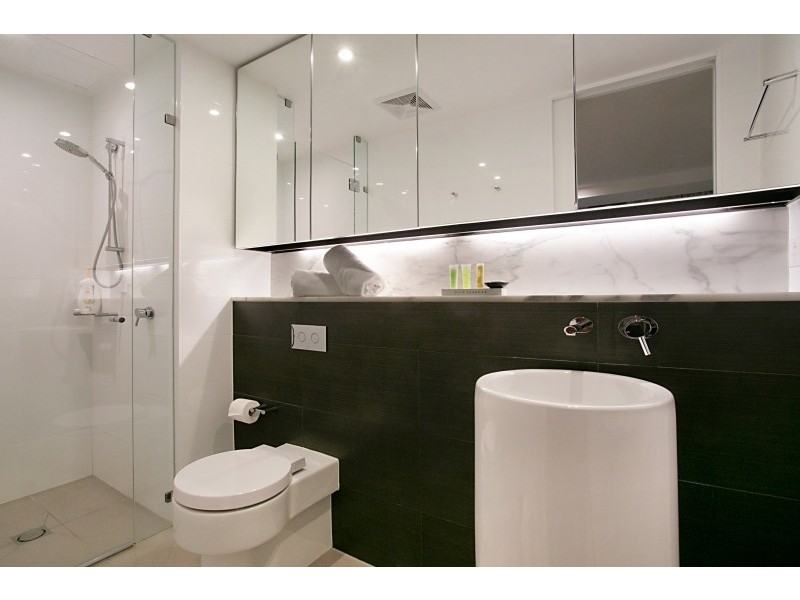 3801/1 Oracle Beach Tower, Oracle Blvd, Broadbeach QLD 4218