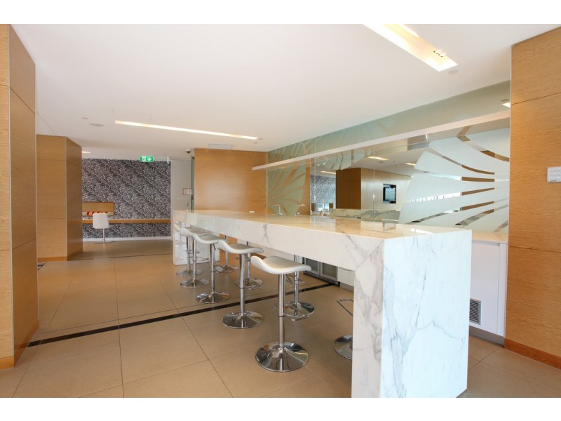 3801/1 Oracle Beach Tower, Oracle Blvd, Broadbeach QLD 4218