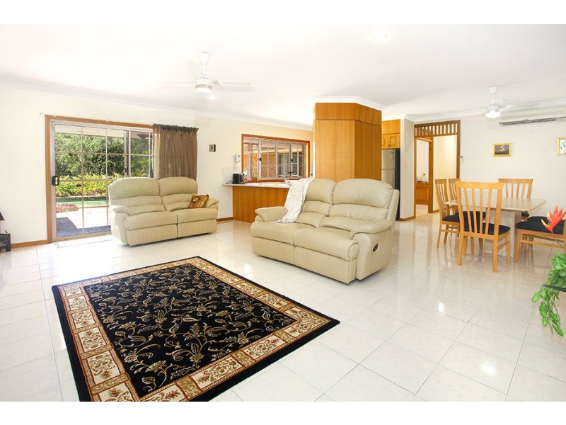 71 California Drive, Oxenford QLD 4210