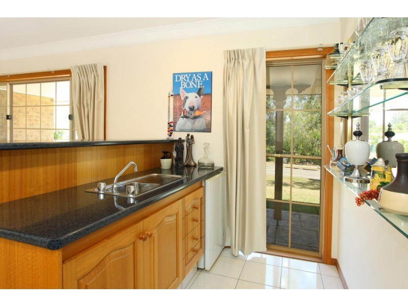 71 California Drive, Oxenford QLD 4210