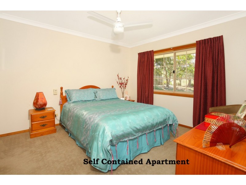 71 California Drive, Oxenford QLD 4210