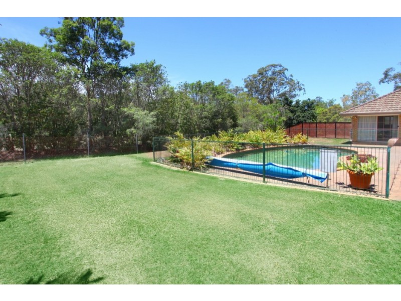 71 California Drive, Oxenford QLD 4210