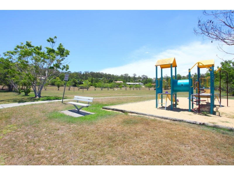 71 California Drive, Oxenford QLD 4210