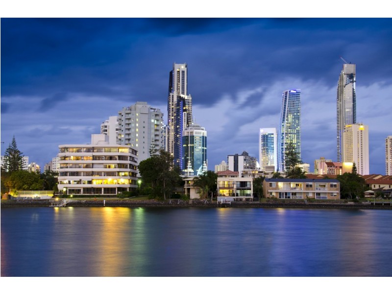 19/1 ‘Point Bennelong’ Peninsular Drive, Surfers Paradise QLD 4217