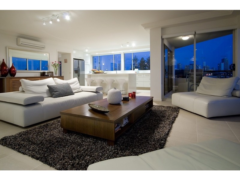 19/1 ‘Point Bennelong’ Peninsular Drive, Surfers Paradise QLD 4217