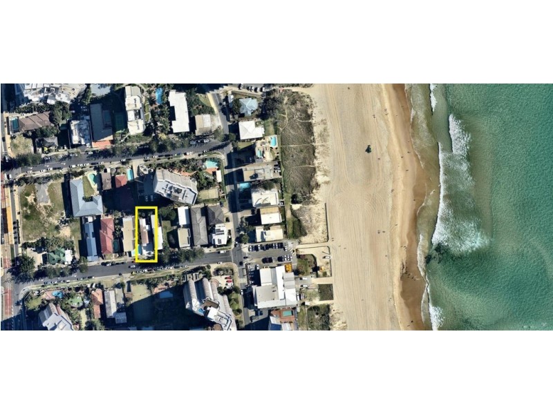 15 Thornton St, Surfers Paradise QLD 4217