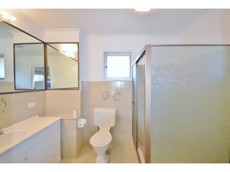 13 The Lido, Isle Of Capri QLD 4217