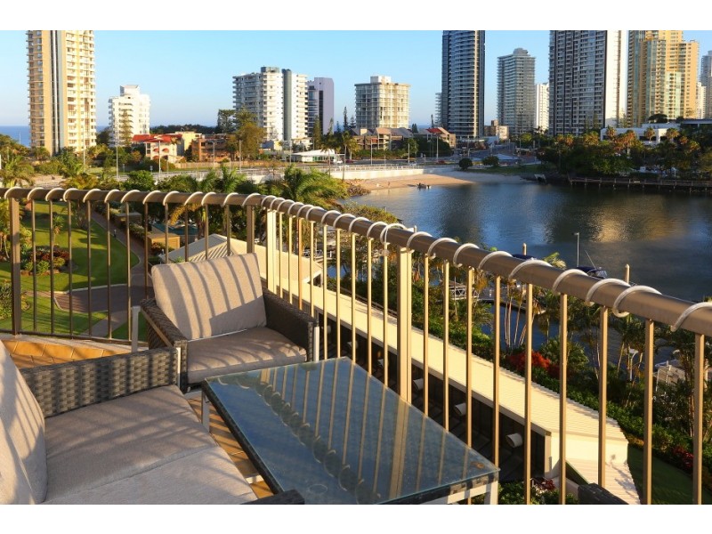 20/2 ‘Atlantis West’ Admiralty Drive, Paradise Waters QLD 4217