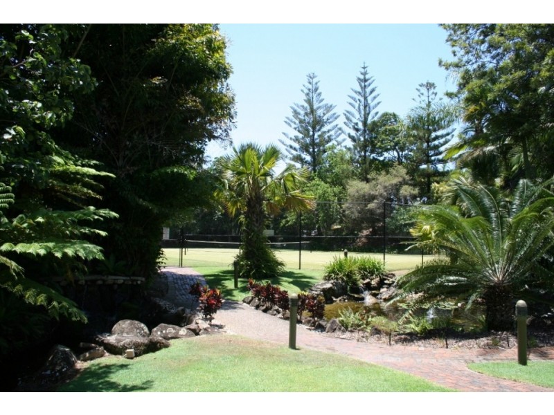 20/2 ‘Atlantis West’ Admiralty Drive, Paradise Waters QLD 4217