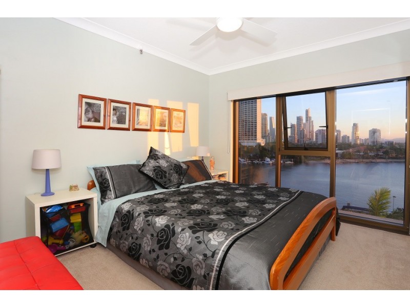 20/2 ‘Atlantis West’ Admiralty Drive, Paradise Waters QLD 4217