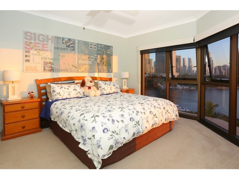 20/2 ‘Atlantis West’ Admiralty Drive, Paradise Waters QLD 4217
