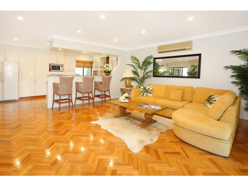 28 Fitzalan Circuit, Arundel QLD 4214