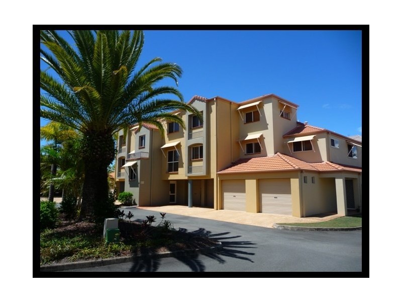 13/82-86 Limetree Parade, Runaway Bay QLD 4216
