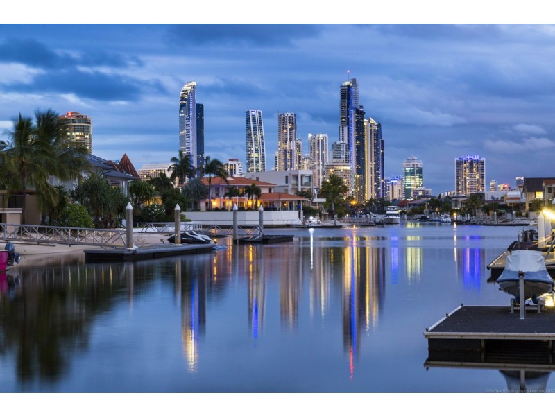 116 Commodore Drive, Paradise Waters QLD 4217