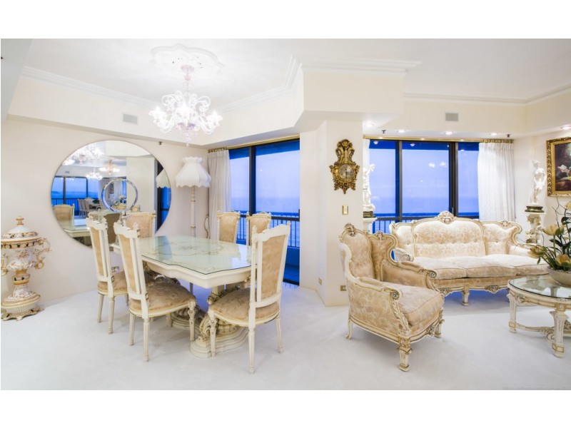 118-3554 ‘Spinnaker’ Main Beach Parade, Main Beach QLD 4217