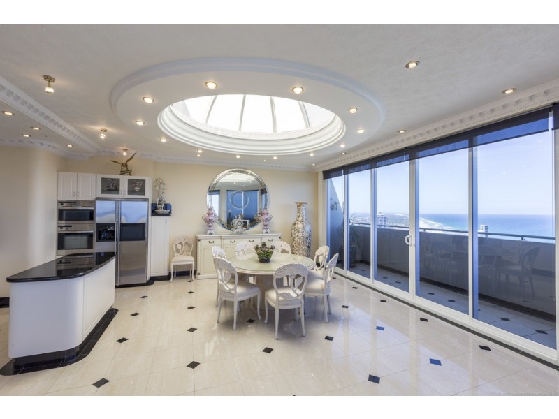 118-3554 ‘Spinnaker’ Main Beach Parade, Main Beach QLD 4217