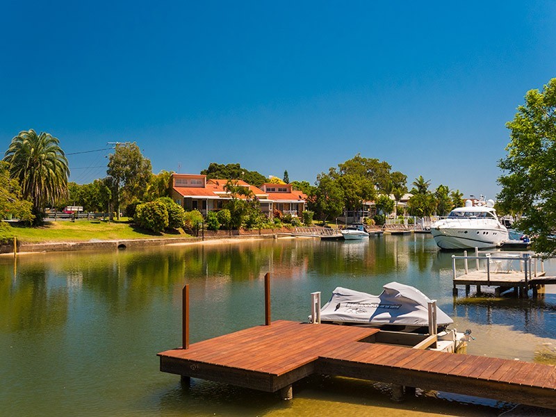 18 Gibraltar Drive, Isle Of Capri QLD 4217