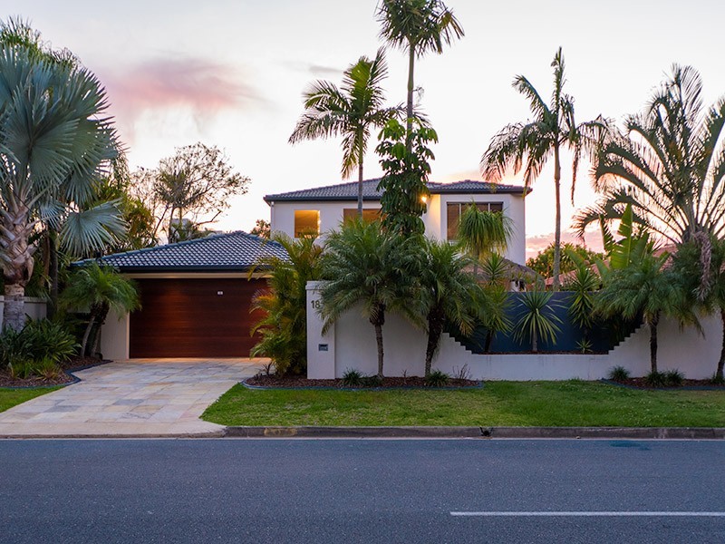 18 Gibraltar Drive, Isle Of Capri QLD 4217