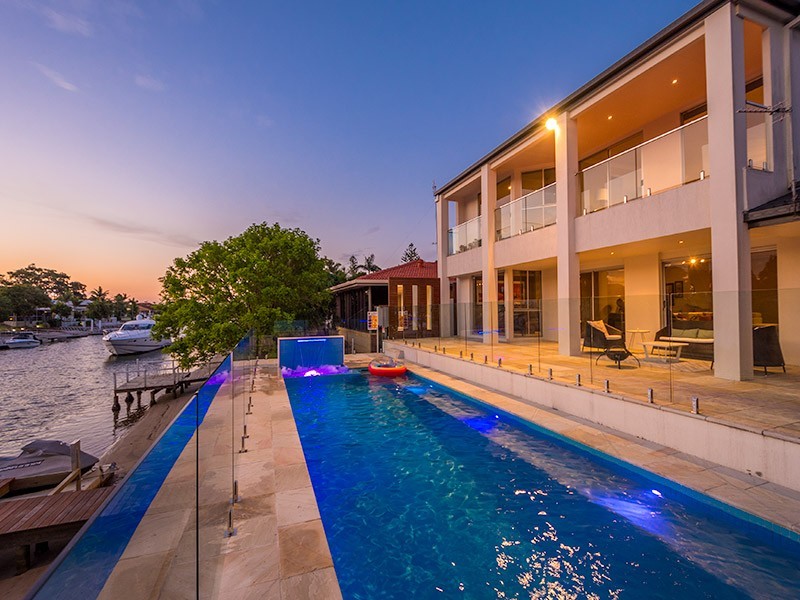 18 Gibraltar Drive, Isle Of Capri QLD 4217 Floorplan