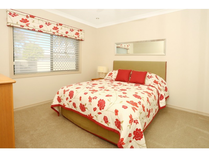 10 Smugglers Place, Runaway Bay QLD 4216
