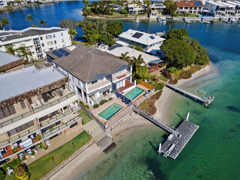 1/56A Back Street, Biggera Waters QLD 4216