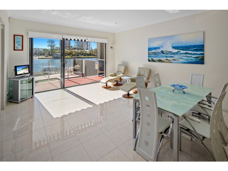 1/56A Back Street, Biggera Waters QLD 4216
