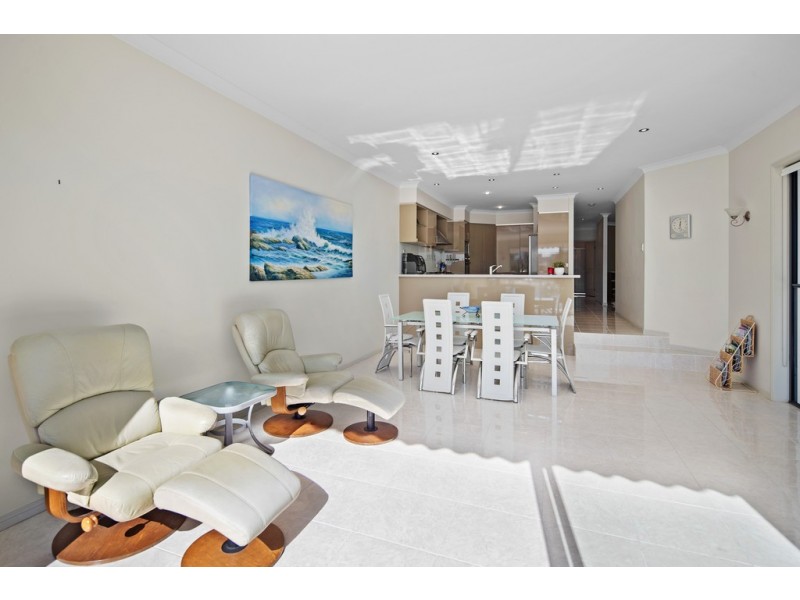 1/56A Back Street, Biggera Waters QLD 4216