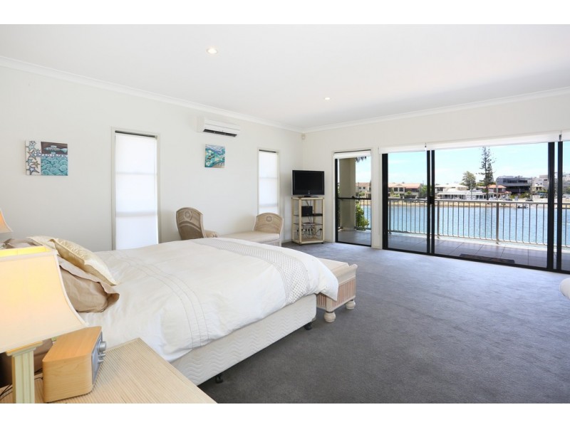 1/56A Back Street, Biggera Waters QLD 4216