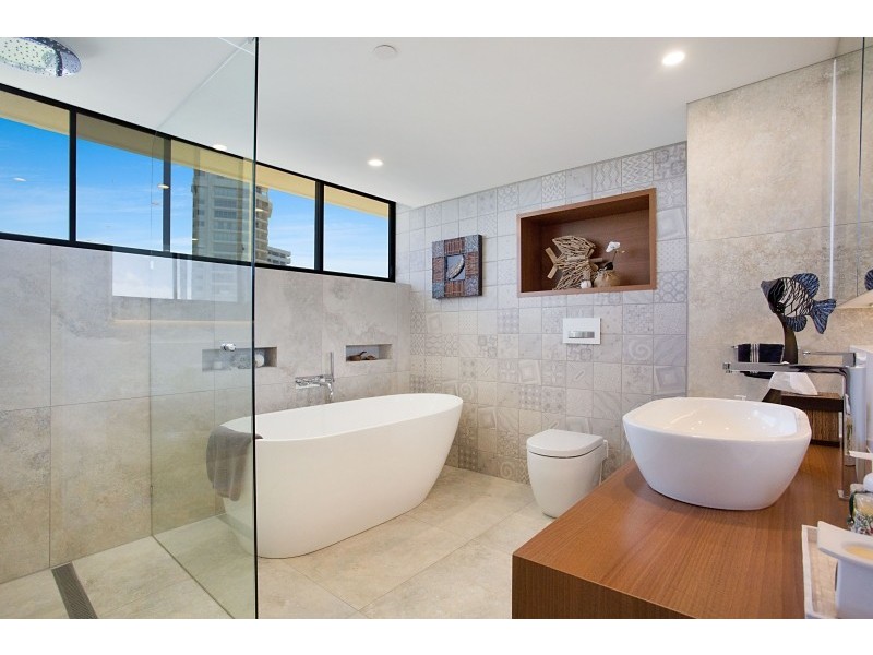 40/3510 ‘Silverpoint’ Main Beach Pde, Main Beach QLD 4217
