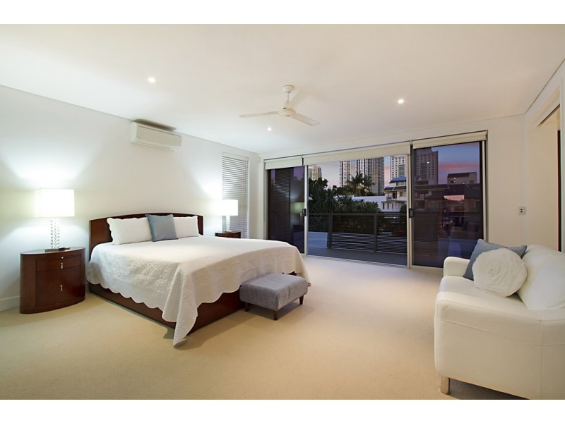 Surfers Paradise QLD 4217