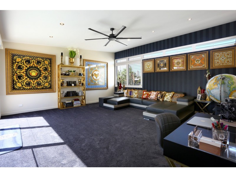 24 Norseman Court, Paradise Waters QLD 4217