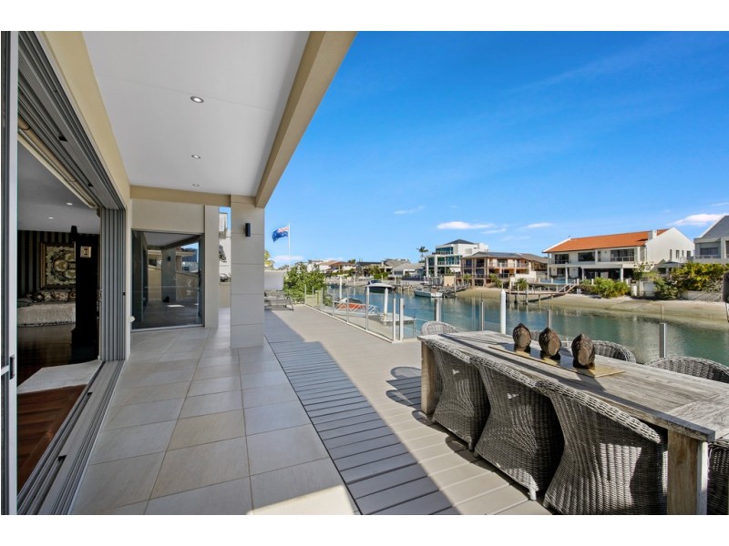 24 Norseman Court, Paradise Waters QLD 4217