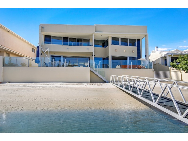 24 Norseman Court, Paradise Waters QLD 4217
