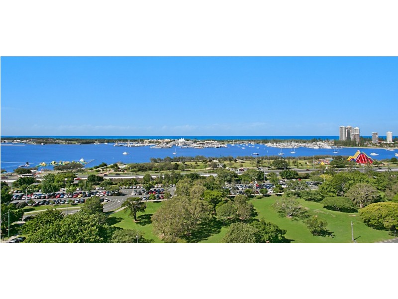 14F ‘Huntington’ 10 Marine Pde, Southport QLD 4215