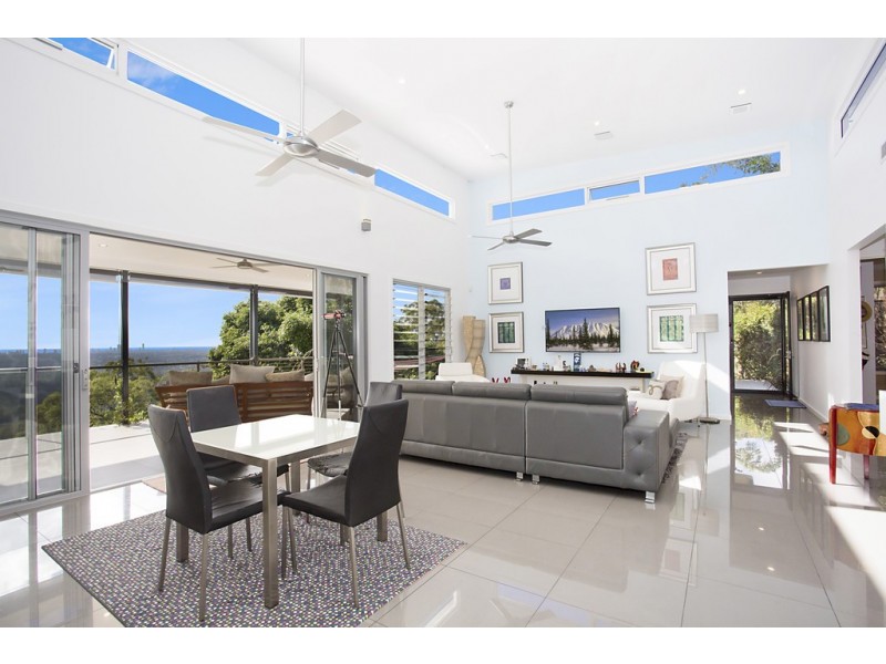 21 Pemberton Close, Mount Nathan QLD 4211