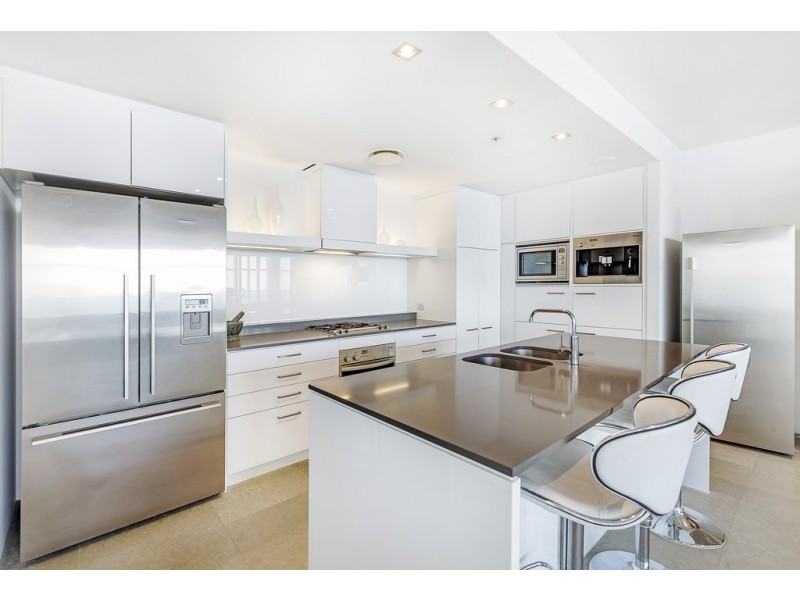 7102/9 ‘Q1′ Hamilton Avenue, Surfers Paradise QLD 4217