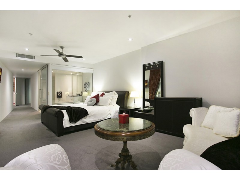 7102/9 ‘Q1′ Hamilton Avenue, Surfers Paradise QLD 4217