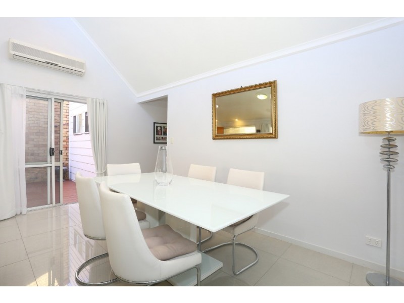 3/17 Elliott Street, Surfers Paradise QLD 4217